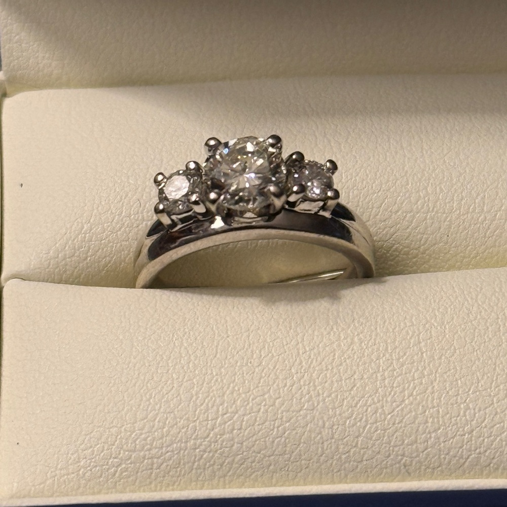 Diamond Wedding Set
14k White Gold• Princess Cut• 3 stone - Picture 2 of 15